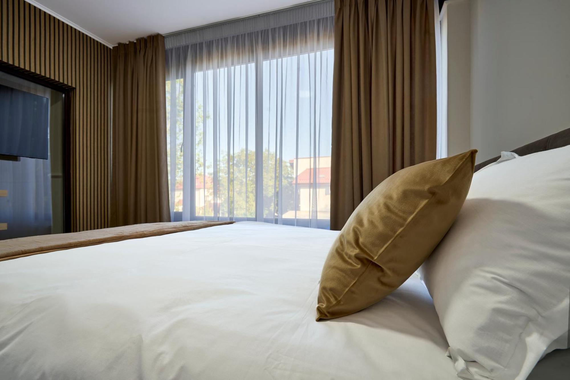 Therme Airport Resort Corbeanca Экстерьер фото