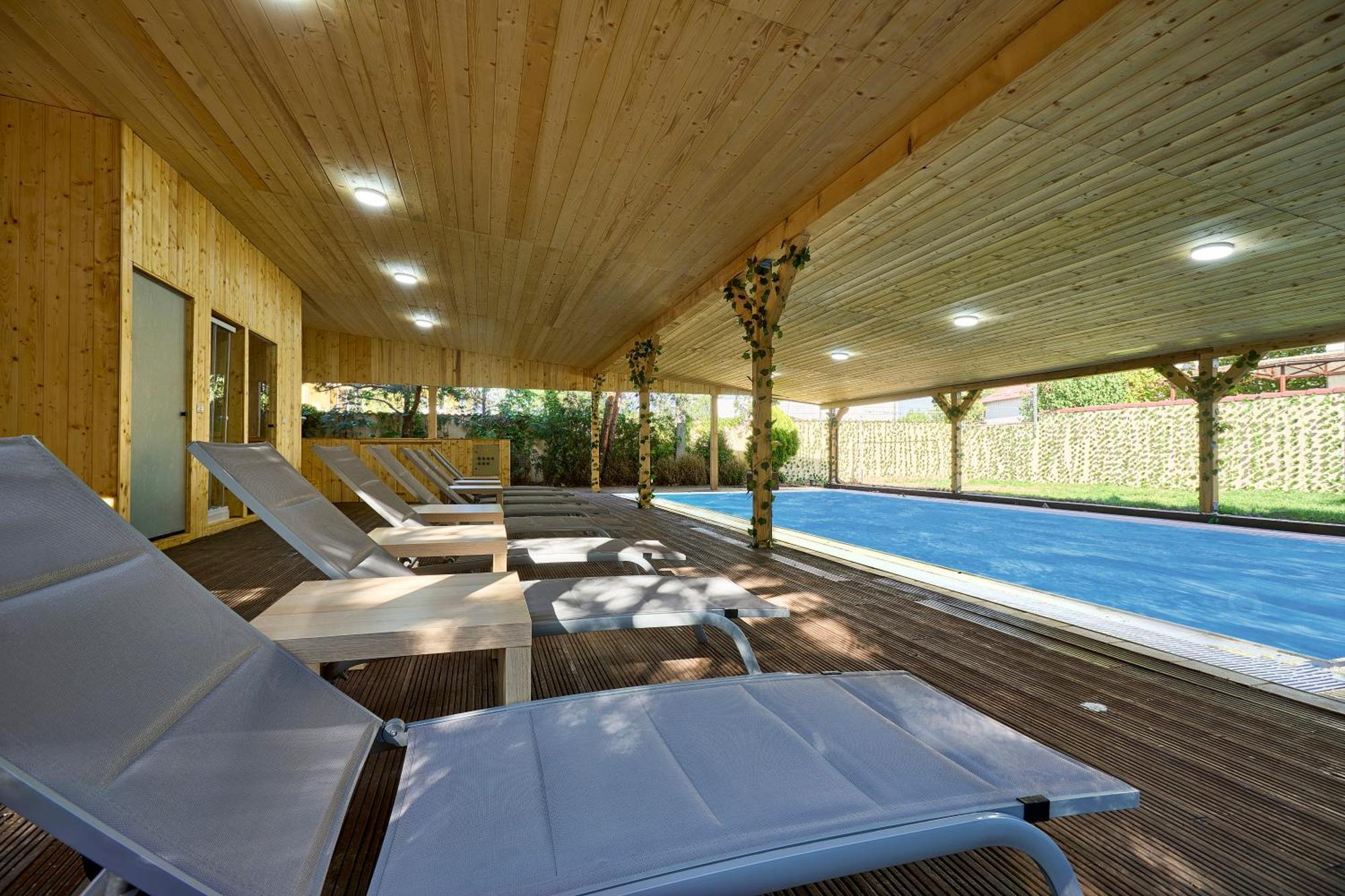 Therme Airport Resort Corbeanca Экстерьер фото